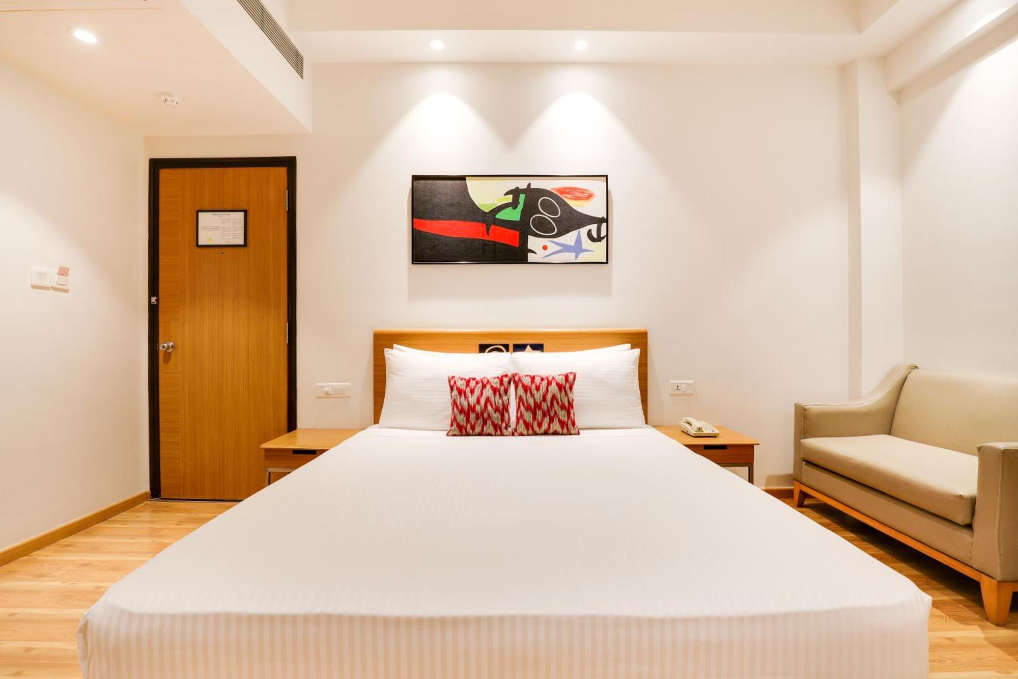 Lemon Tree Hotel Chandigarh Bagian luar foto